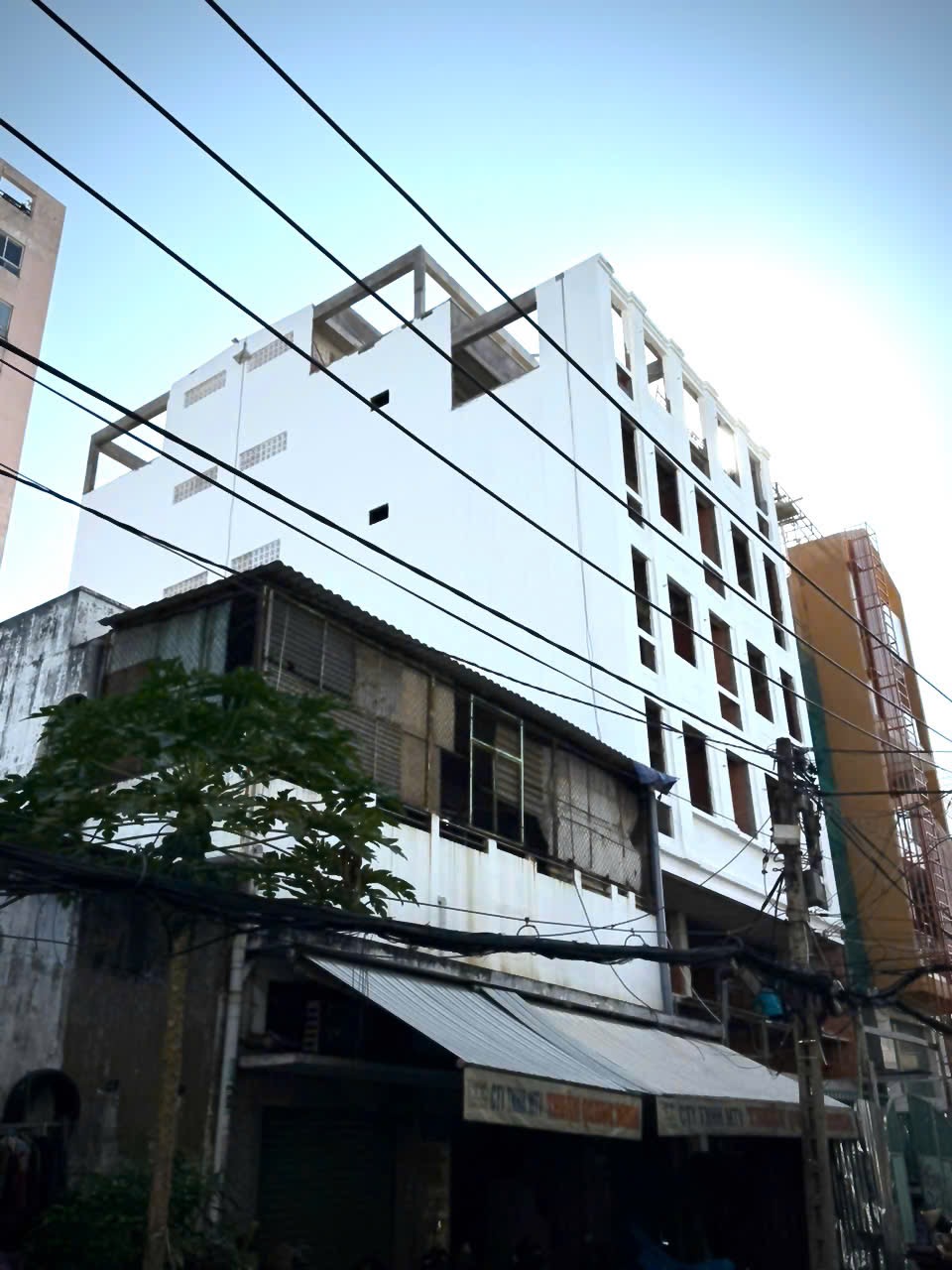 Nhà riêng lẻ (Q6)